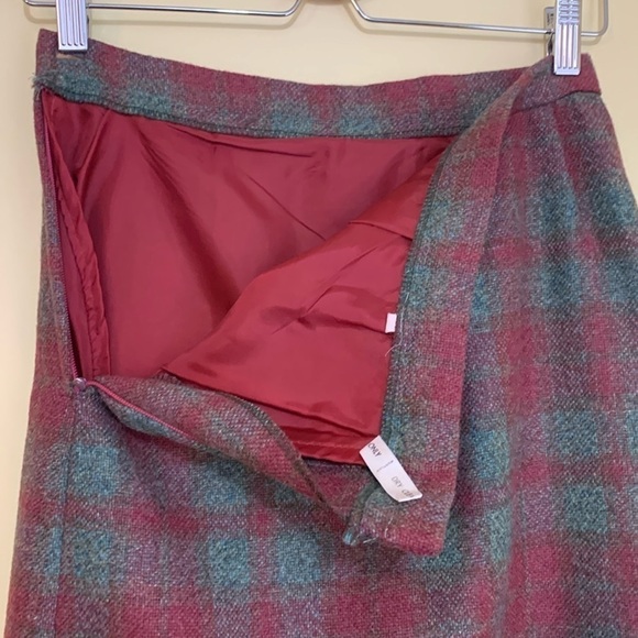 Morplan | 100% Wool Green Red Tartan Plaid Side Zip Vintage Skirt 12.5” W 30” L - Picture 8 of 16